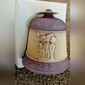 MJ Hummel Christmas Bell Harmony In Four Parts Fourth Edition 1992 Goebel